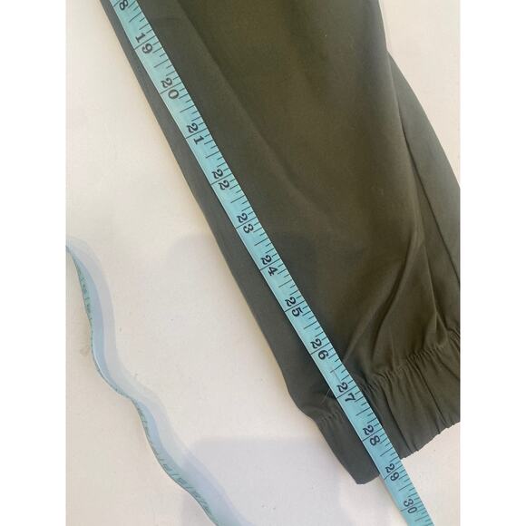 Mammut Olive Green Women’s Jogger Pants EUC Sz 8 Woven Cotton Outdoor Pockets - Picture 13 of 14